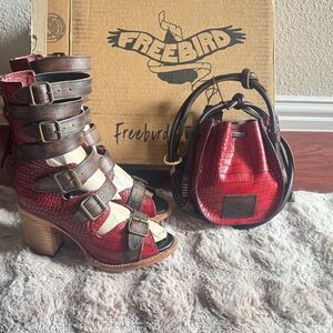 NEW FREEBIRD Red Croc Bond Gladiator Heeled Buckle Sandals size 8 (NWOB)
